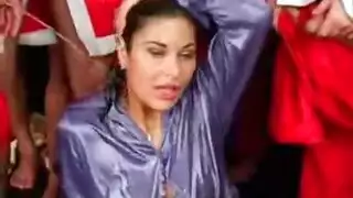 بابا نويل ينيكها