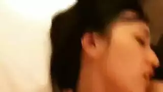 مسن حوض السباحة الجيران