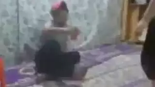 أول جماع مزدوج لمراهقة عراقية على كاميرا مباشرة