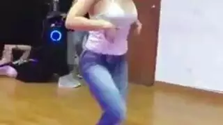 الداعر مزدوجة شريحة الحلمات كبيرة