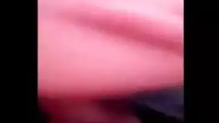 أخ مصري يسيطر على أخته في فيديو إباحي