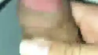 ممثلة بورنو منافقة تتوق لقضيب إباحي مقيد