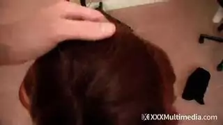 بنت اجنبية تتعرا بالشارع