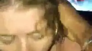 إباحية كاميرا بطولة ديرفانتي كارو: إظهار، استمناء، وأنين