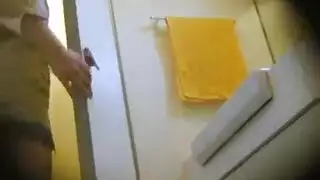 جماع الفجر: تلميذة مراهقة تستسلم لرغبات معلمها