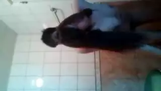 قذف داخلي في المقابلة للموظفة الجديدة الصغيرة، لانا تأخذ كل سائلي