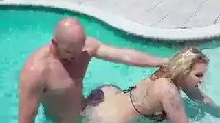 نيك اللبوة كيدن كروس الإباحية