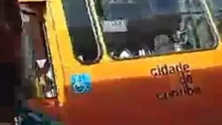 بي بي دبليو ستاسي تركب قضيبًا اصطناعيًا بشباك صيد وكعب عالٍ