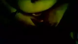 نيك بنت مصرية هايجة وكسها خبرة فى النيك الساخن عرب نار ساخن