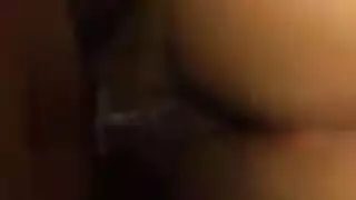 أنثى هزة الجماع الأسود وآسيا مخترق